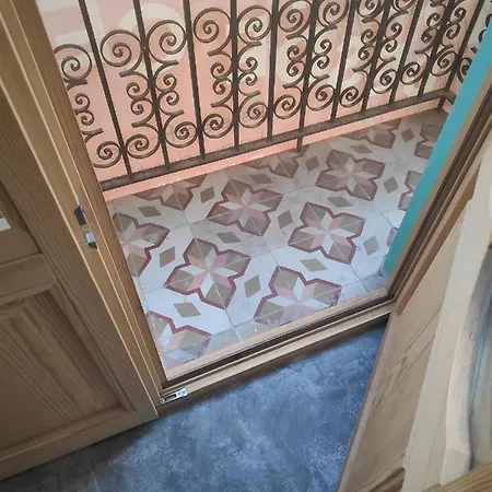 Casa Cabanyal Гостевой дом *